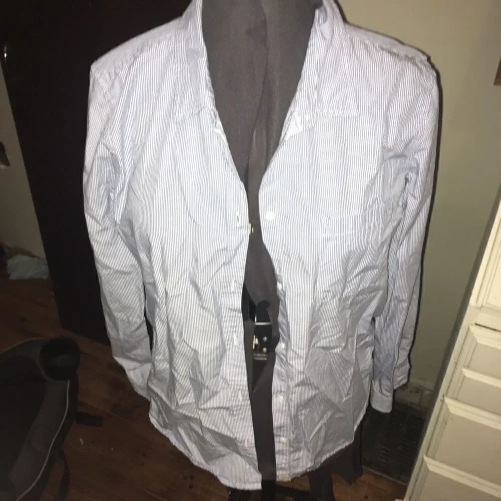 American Eagle prep fit striped button down shirt